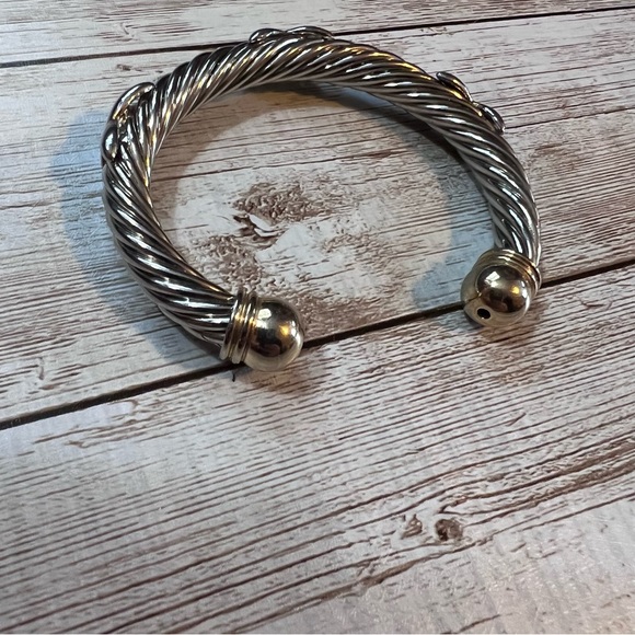 💚Silver/gold cuff bracelet - Picture 3 of 4